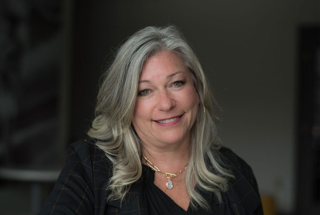 Heather Isch headshot